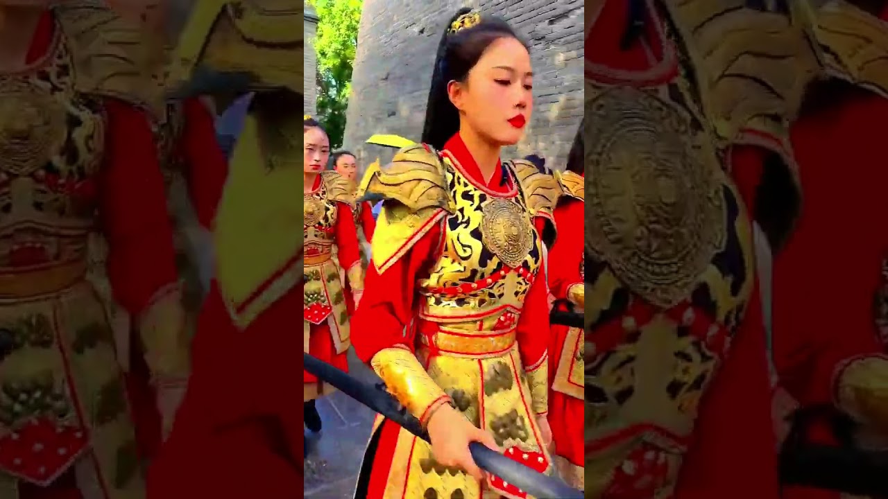 富的中場球